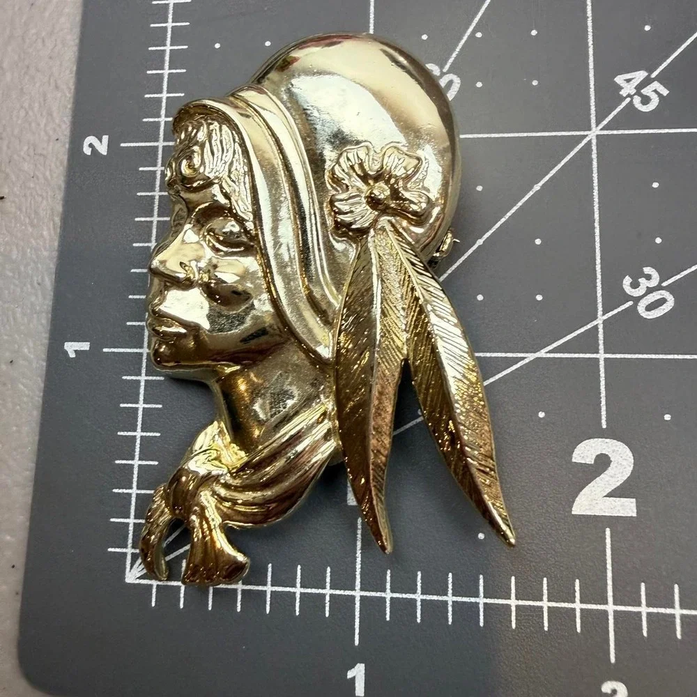 Torino Vintage Figural Brooch Woman Profile Feather Flower Gold Tone Pin